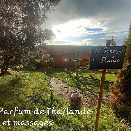Curemonte Un Parfum De Thailande, Ressourcement Et Massages מראה חיצוני תמונה